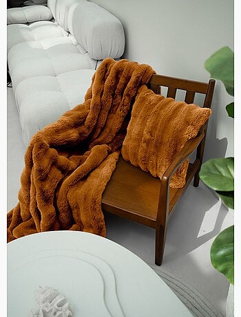 Coussin déco cotelé fausse fourrure - AFIBEL