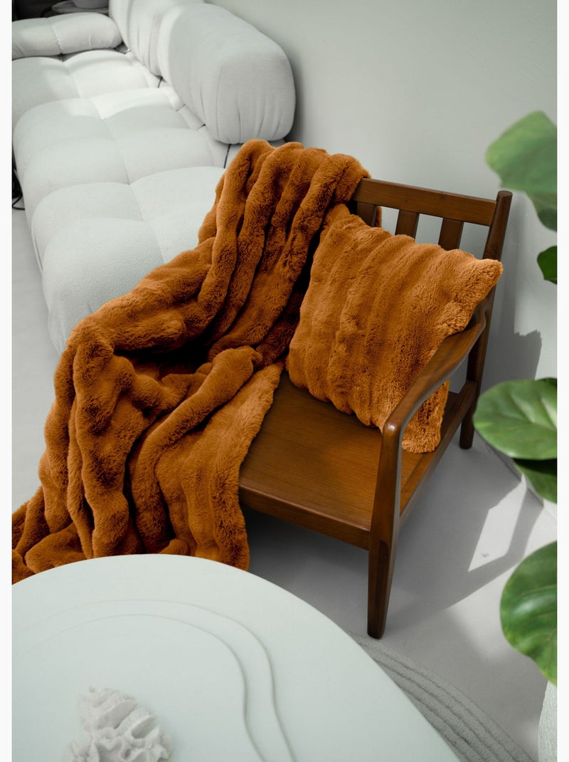 Coussin déco cotelé fausse fourrure - AFIBEL Marron - Kiabi