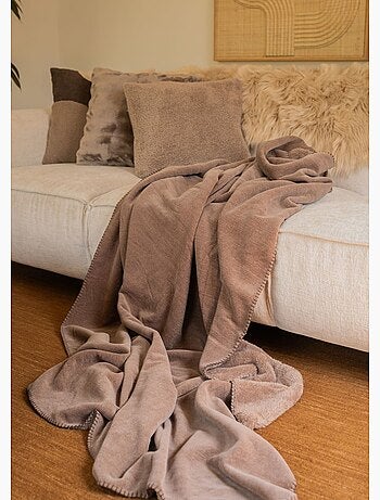 Coussin déco en coral fleece doux - AFIBEL