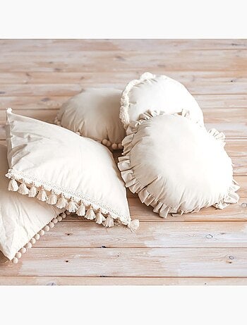 Coussin décoratif avec bordure à pompons
