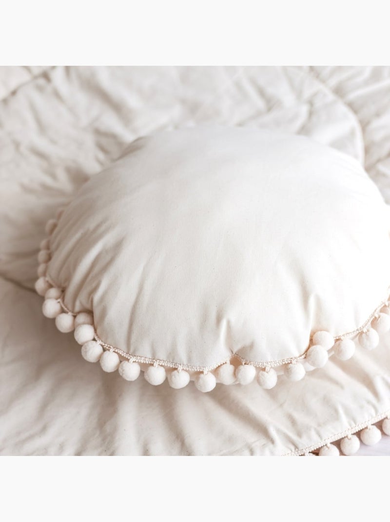 Coussin décoratif avec bordure à pompons Ecru - Kiabi