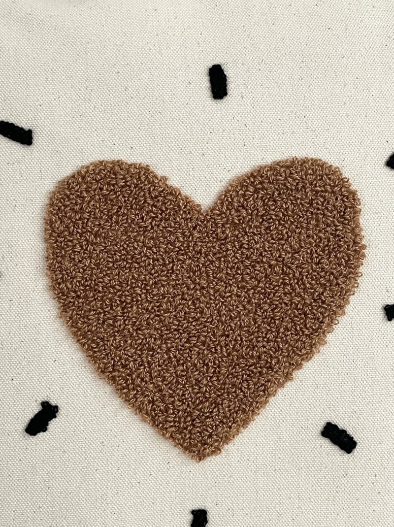 Coussin décoratif cœur « Amour » Beige - Kiabi