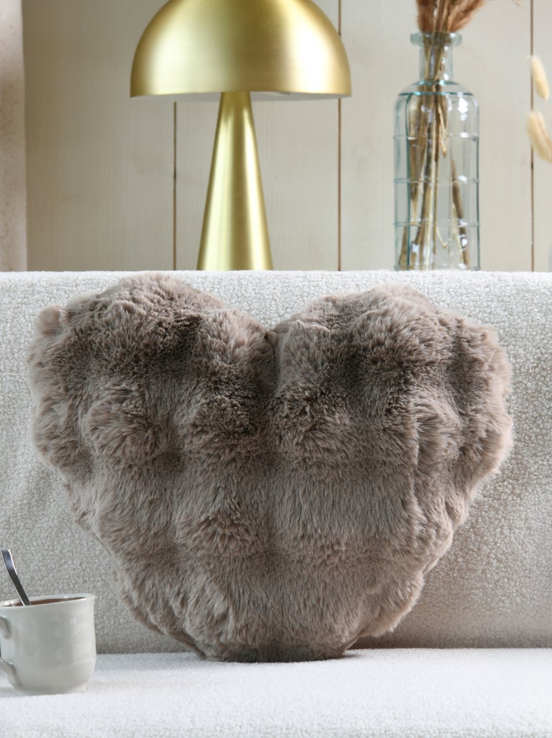 Coussin décoratif cœur imitation fourrure Beige coquille - Kiabi