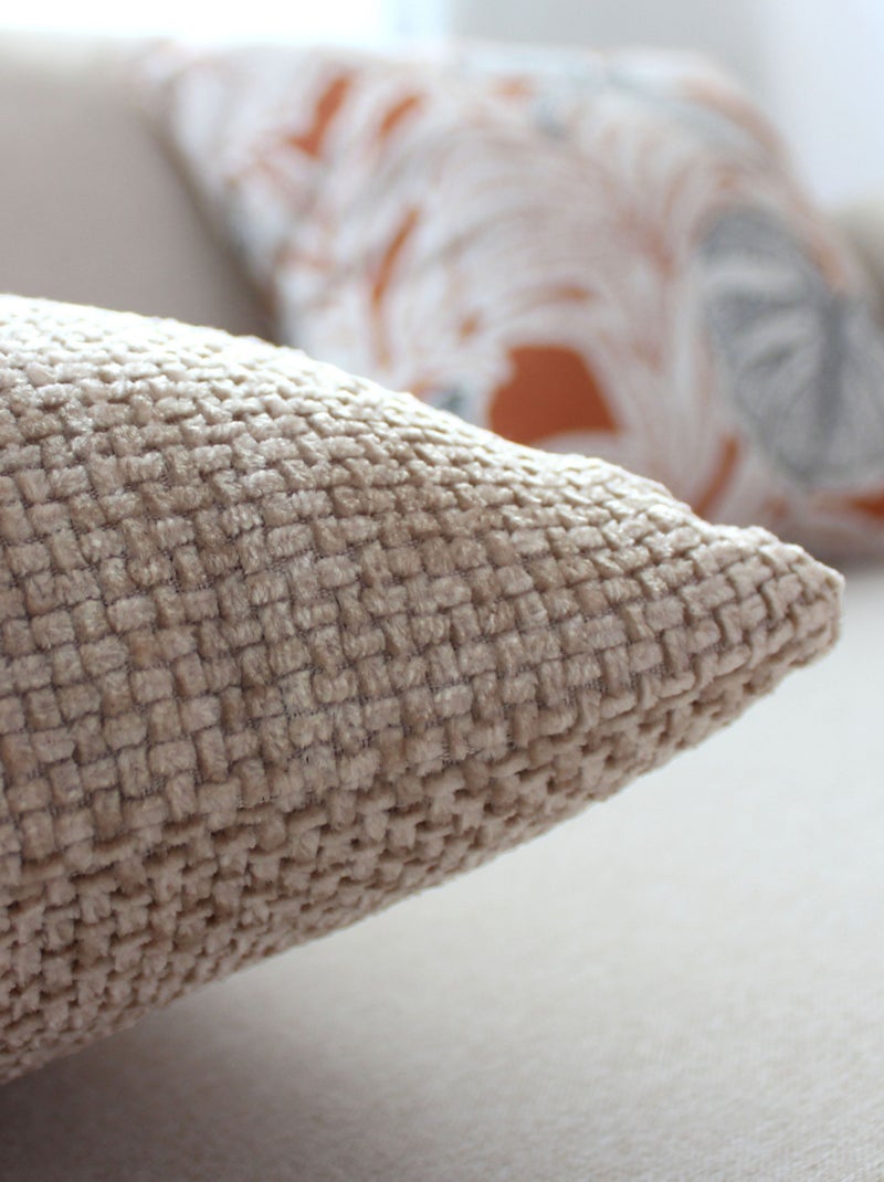 Coussin décoratif en velours chenillé Beige coquille - Kiabi