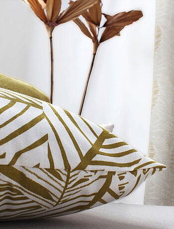 Coussin décoratif feuillage graphique en coton recyclé