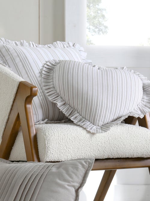 Coussin décoratif romantique en forme de coeur - Kiabi