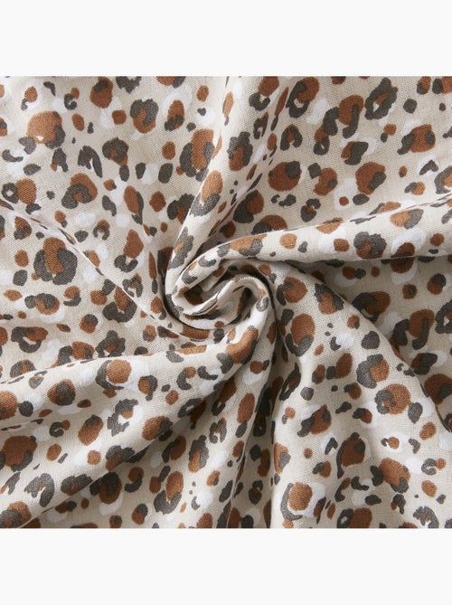 Coussin déhoussable 40 x 60 cm – gaze de coton imprimée léonie - Kiabi Coussin déhoussable 40 x 60 cm – gaze de coton imprimée léonie - Kiabi