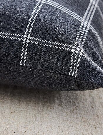 Coussin déhoussable à carreaux en poly-coton tissé