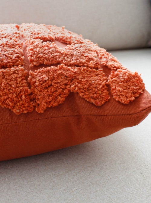 Coussin déhoussable aux broderies  - Effet laine - Kiabi