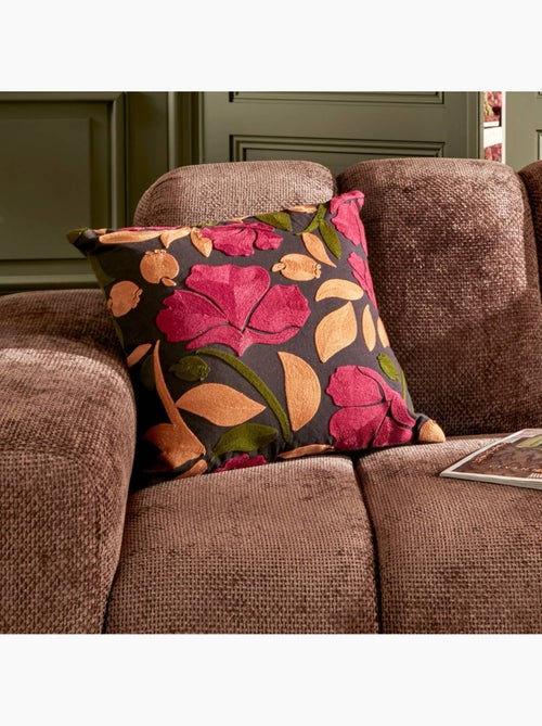 Coussin déhoussable avec broderies florales BELLISSIMA - Kiabi Coussin déhoussable avec broderies florales BELLISSIMA - Kiabi