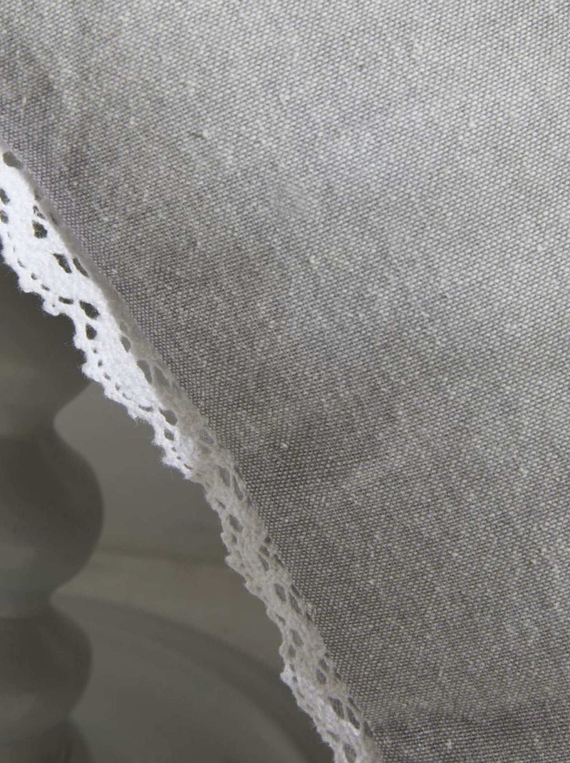 Coussin déhoussable avec dentelle 'Today' Gris - Kiabi