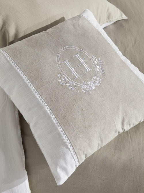 coussin déhoussable brodéet dentelle coton uni CHARME - Kiabi