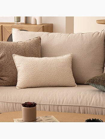 Coussin déhoussable en bouclette SOANA