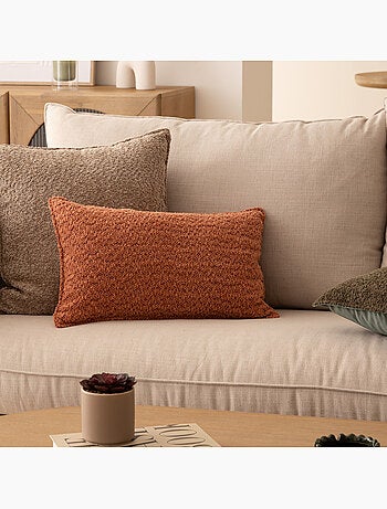 Coussin déhoussable en bouclette SOANA