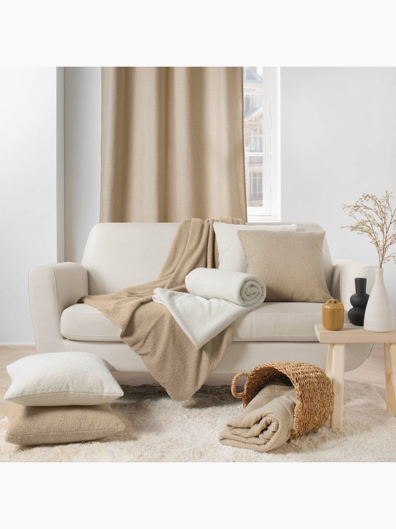 Coussin déhoussable en bouclette unie Beige coquille - Kiabi