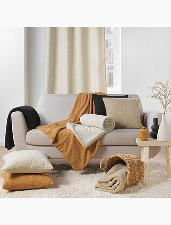 Coussin déhoussable en bouclette unie