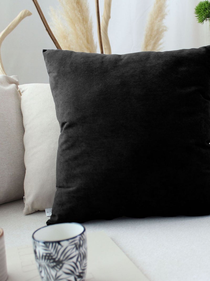 Coussin dehoussable en velours Noir - Kiabi