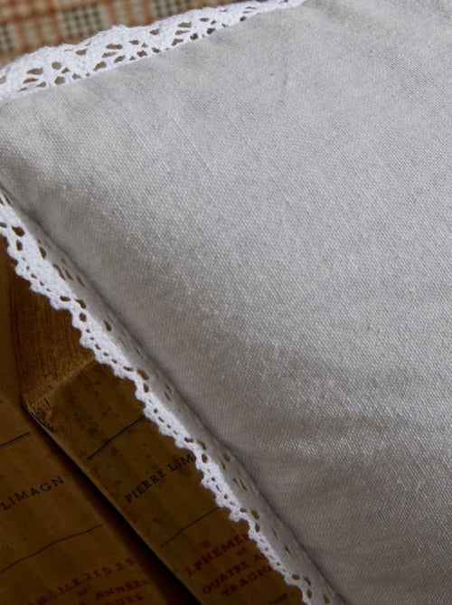 Coussin déhoussable finition dentelle coton uni CHARME - Kiabi