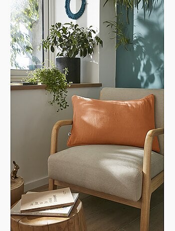 Coussin déhoussable GAIA – Gaze de coton avec passepoil élégant