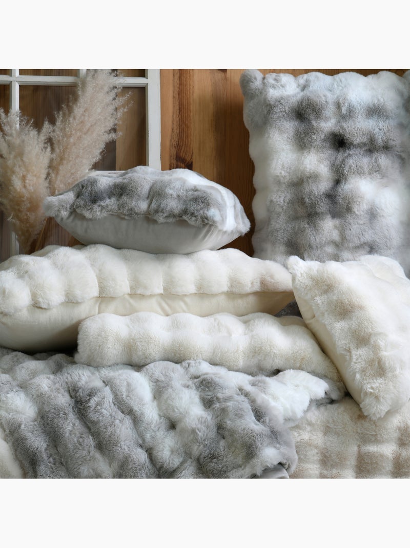 Coussin déhoussable imitation fourrure Ecru - Kiabi