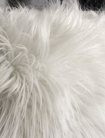 Coussin déhoussable imitation fourrure long poil
