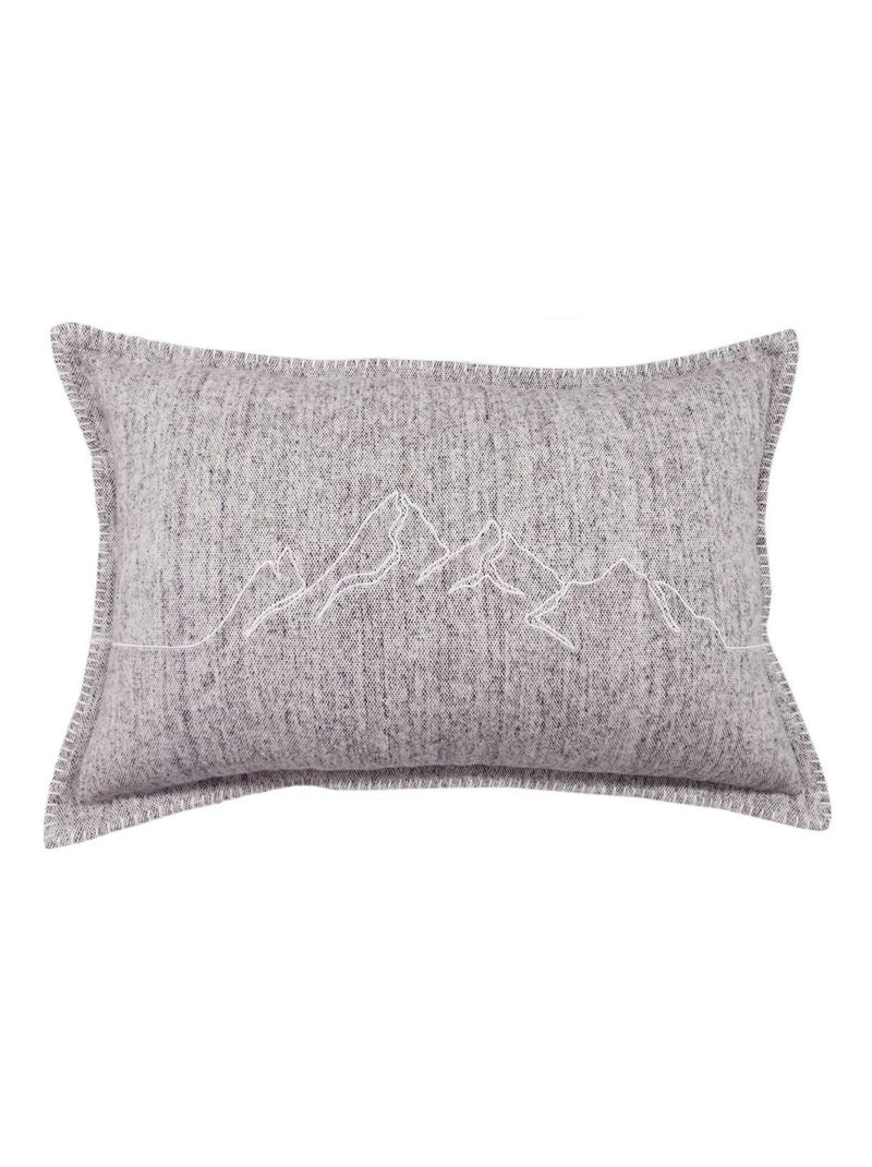 Coussin déhoussable rectangulaire brodé en flanelle HORS PISTE Gris - Kiabi