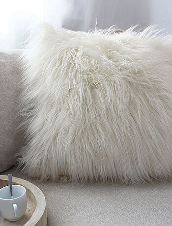 Coussin déhoussable uni imitation fourrure