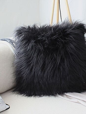 Coussin déhoussable uni imitation fourrure