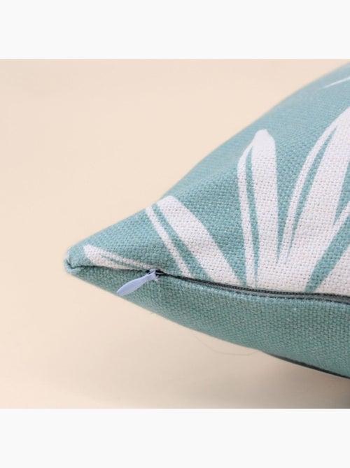 Coussin déperlant & anti uv fleuri vert 40x40cm - Kiabi Coussin déperlant & anti uv fleuri vert 40x40cm - Kiabi