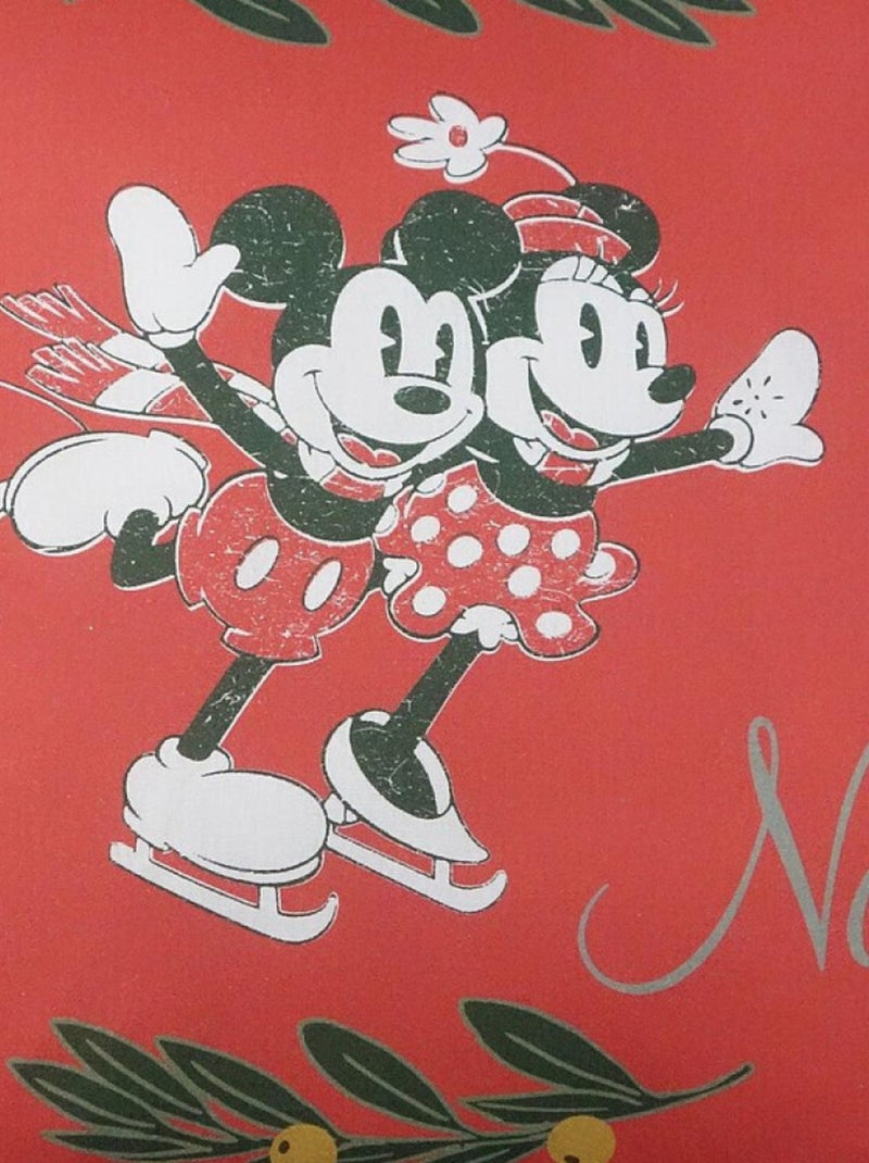 Coussin Disney Mickey & Minnie Rouge de Noël à la patinoire - 45x45 cm Rouge - Kiabi