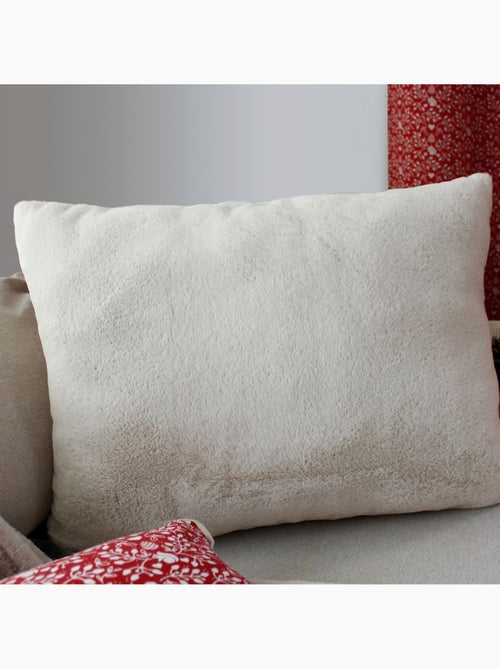 Coussin effet fourrure 65x50cm - Kiabi Coussin effet fourrure 65x50cm - Kiabi