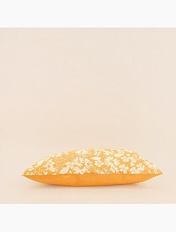Coussin en coton imprimé fleurs jaune 30x50cm
