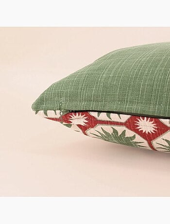 Coussin en coton imprimé soleil vert 30x50cm