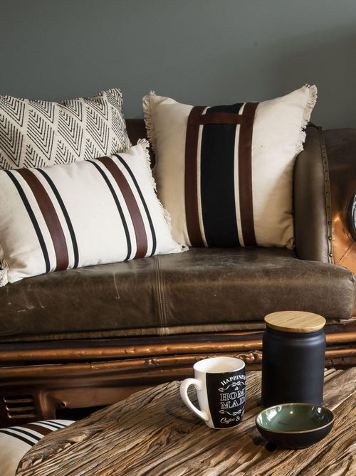 Coussin en coton RAOUL brodé 'Deko&co' - Kiabi