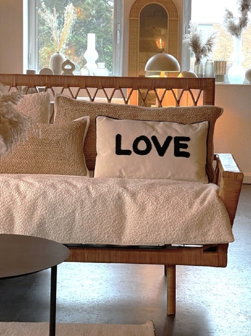 Coussin en toile Love - Kiabi