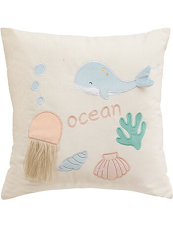 Coussin enfant brodé motifs marins orta