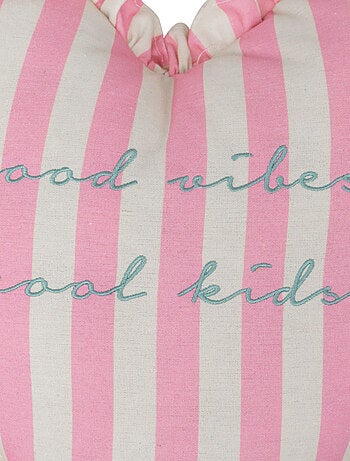 Coussin enfant en forme de coeur