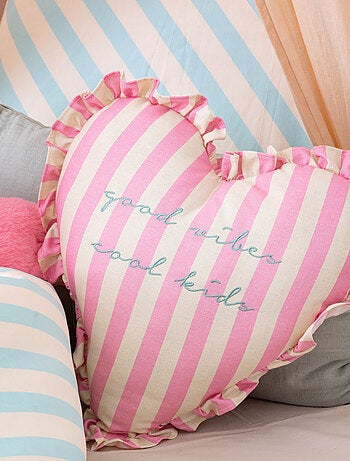 Coussin enfant en forme de coeur