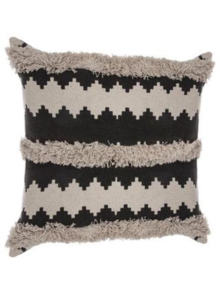 Coussin ethnique en macramé