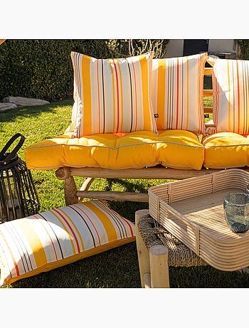 Coussin extérieur rayé