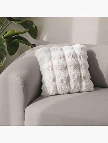 Coussin fausse fourrure 3d blanc 45x45cm