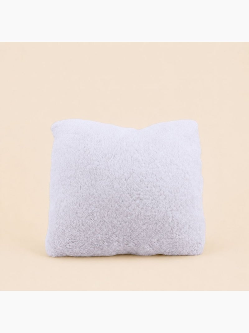 Coussin fausse fourrure motif peau de bête 40x40cm Beige - Kiabi