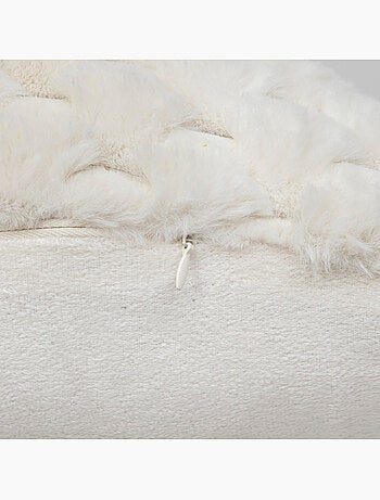 Coussin imitation fourrure ADRIEL