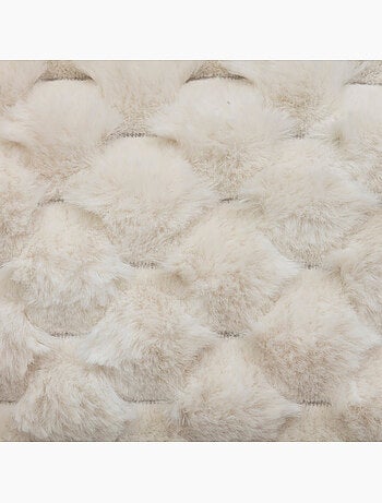 Coussin imitation fourrure ADRIEL