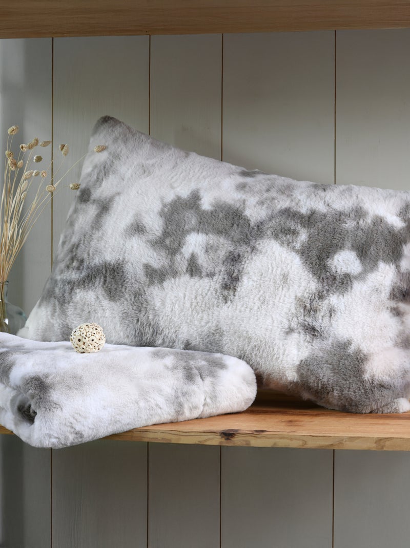 Coussin imitation fourrure marbre Beige coquille - Kiabi