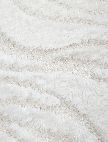 Coussin imitation fourrure vagues