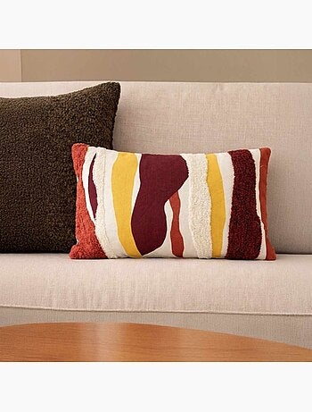Coussin imprimé coloré et brodé bouclette 30x50cm