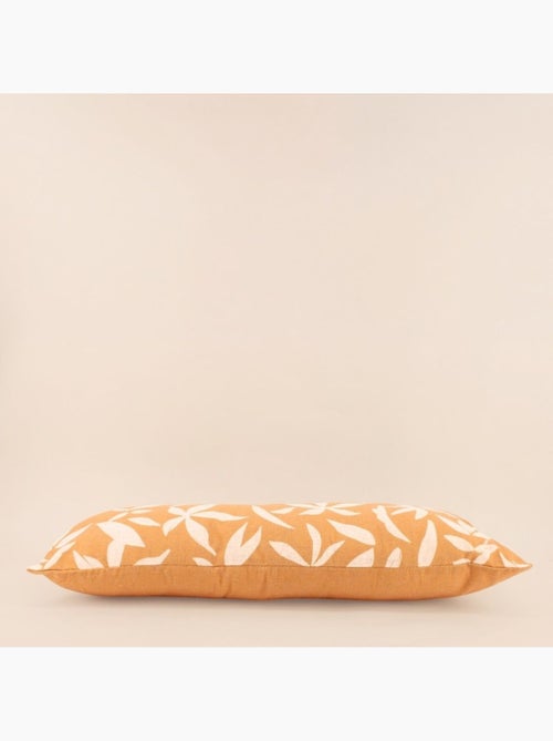 Coussin imprimé feuillage ocre 30x70cm - Kiabi Coussin imprimé feuillage ocre 30x70cm - Kiabi