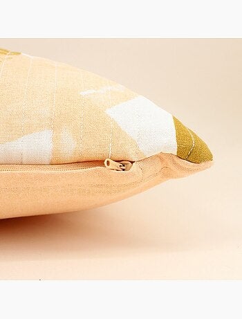 Coussin matelassé motifs feuillage 40x60cm