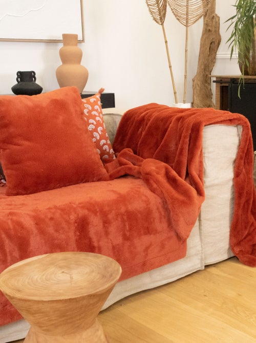 Coussin tout doux imitation fourrure - Kiabi Coussin tout doux imitation fourrure - Kiabi